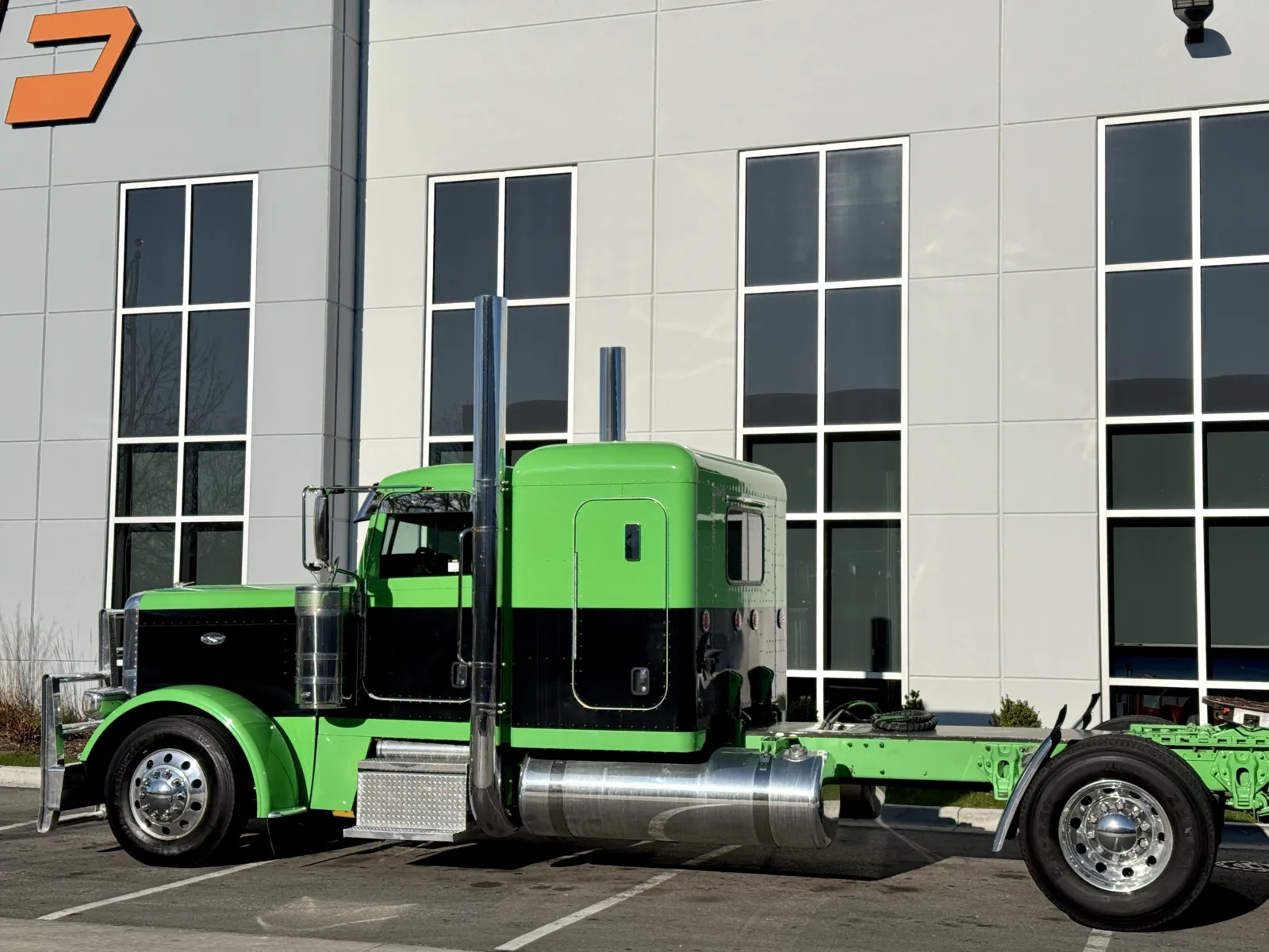 2019 Peterbilt 389 — photo 8