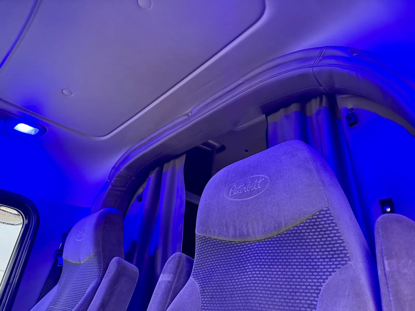 2014 Peterbilt 389 — photo 19
