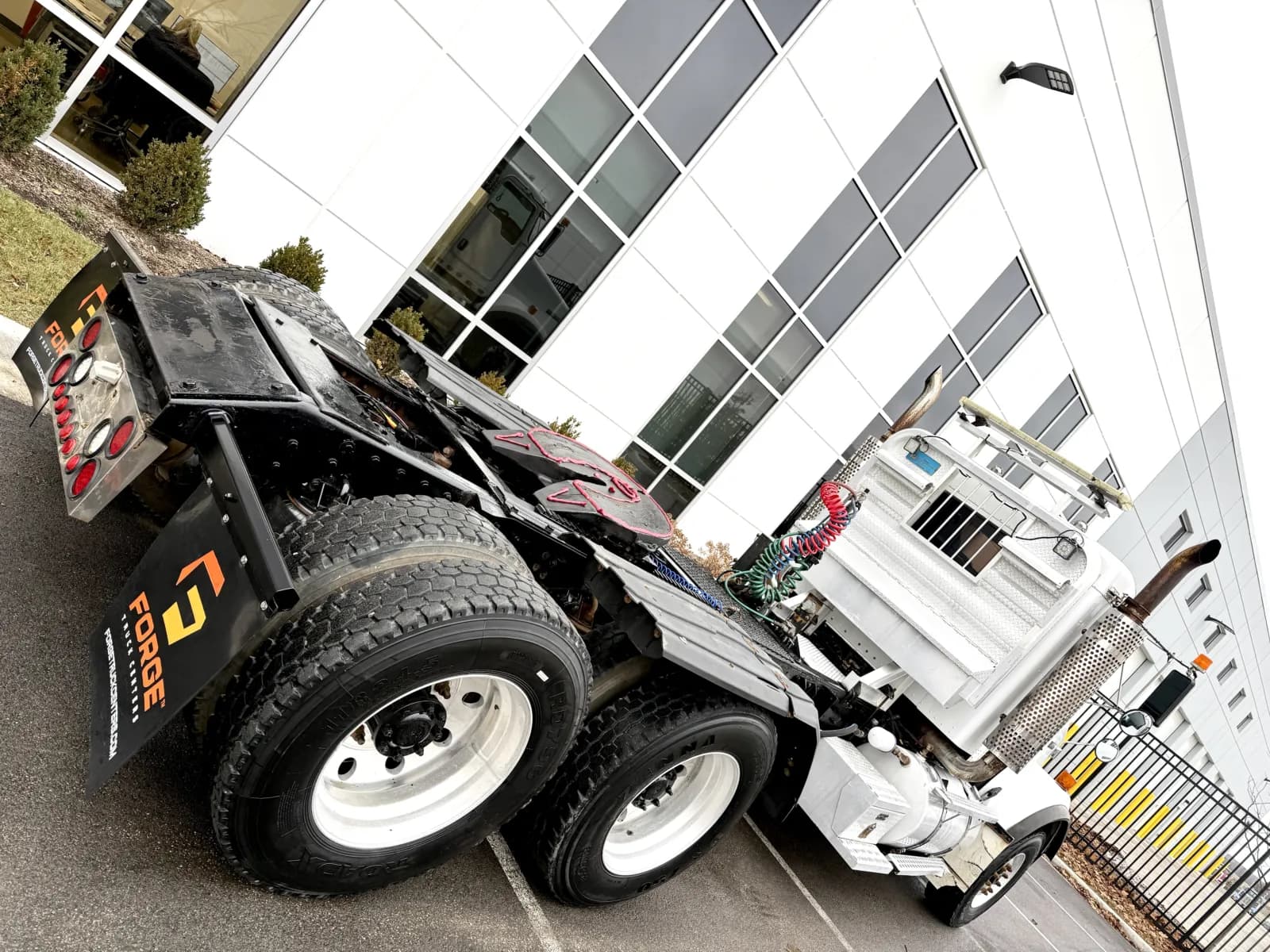 2003 Kenworth T800 — photo 11