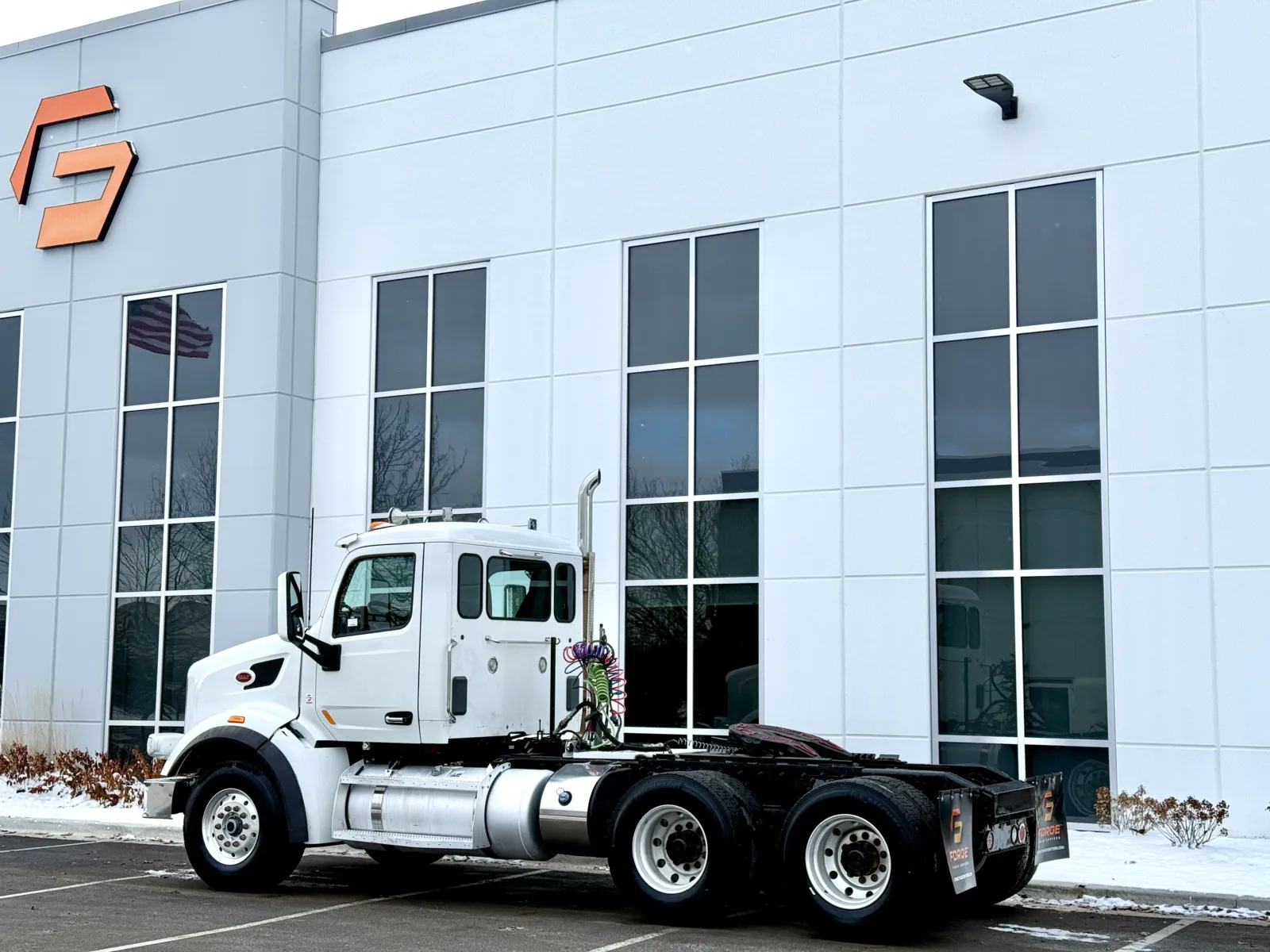2016 Peterbilt 567 — photo 6