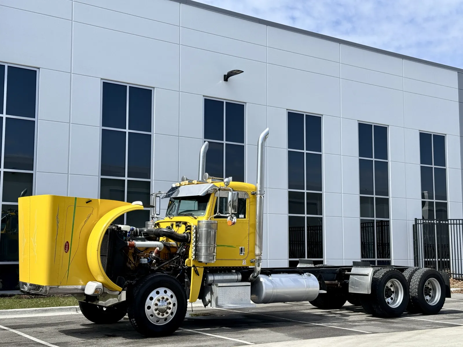 2016 Peterbilt 389 — photo 10