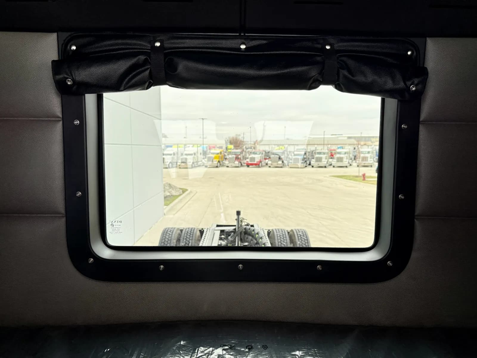 2023 Western Star 4900 — photo 23