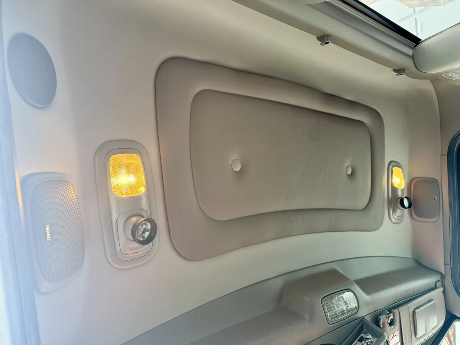 2019 Peterbilt 389 — photo 21