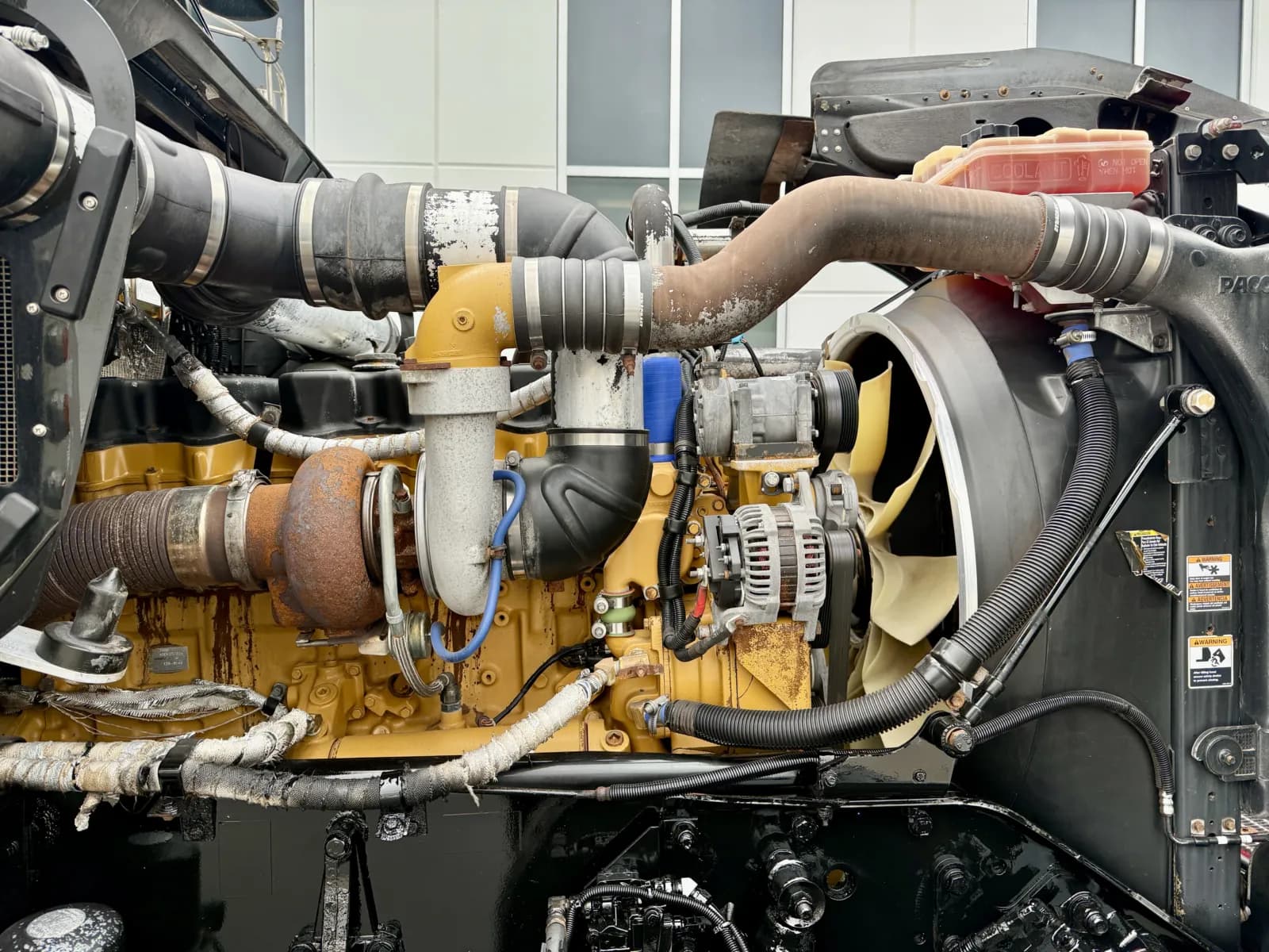 2016 Kenworth W900 — photo 13