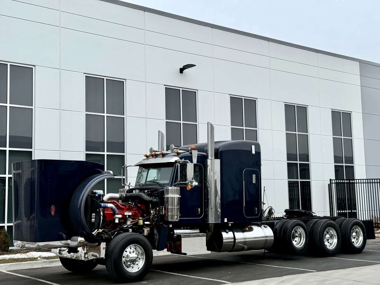 2024 Peterbilt 389 — photo 10