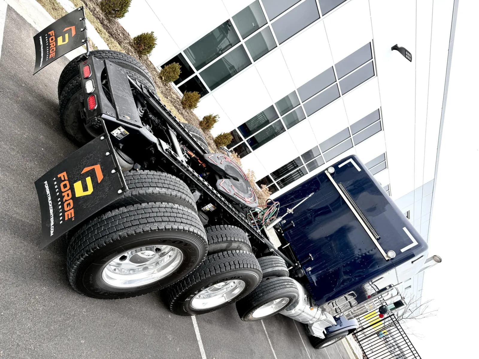 2024 Peterbilt 389 — photo 11