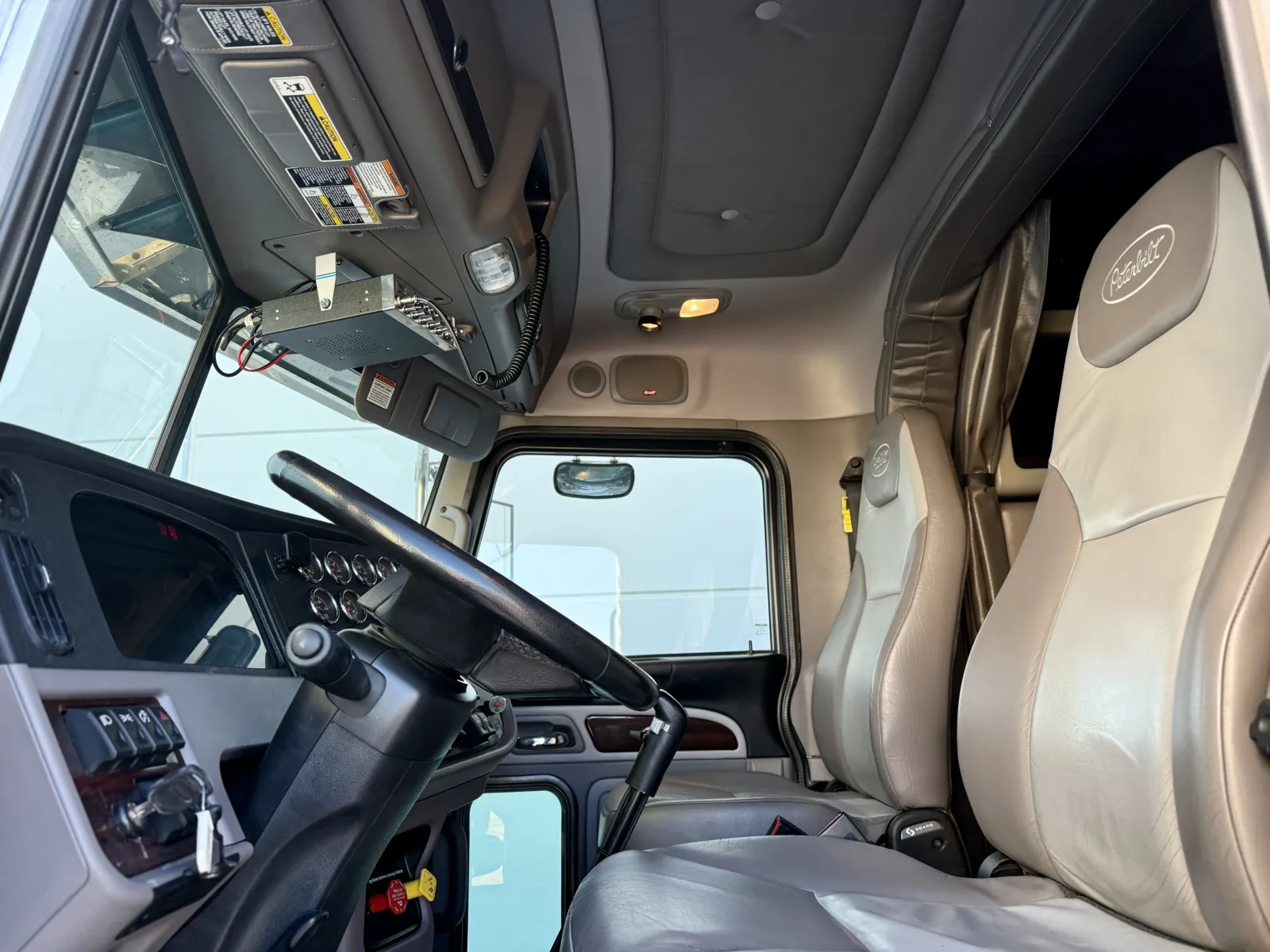 2024 Peterbilt 389 — photo 14