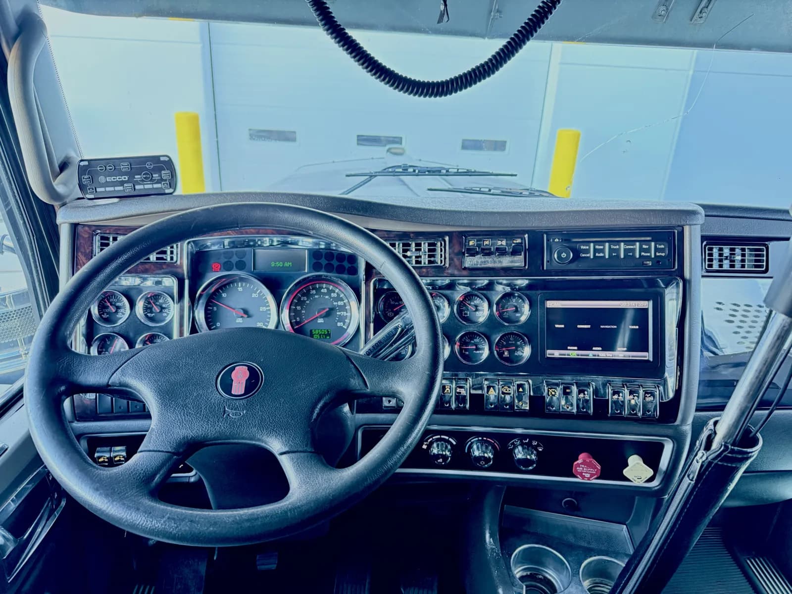 2013 Kenworth W900 — photo 16