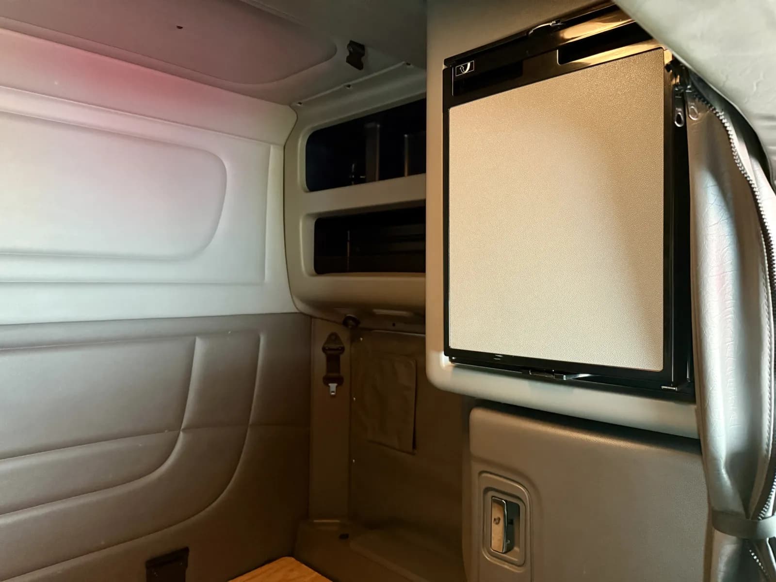 2024 Peterbilt 389 — photo 24