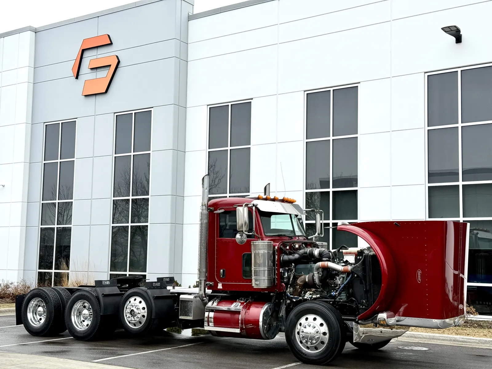 2017 Peterbilt 389 — photo 9