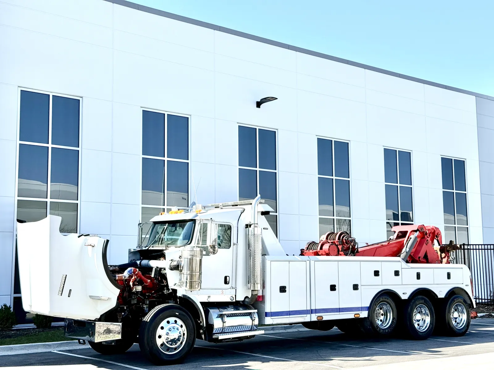2011 Kenworth T800 — photo 12