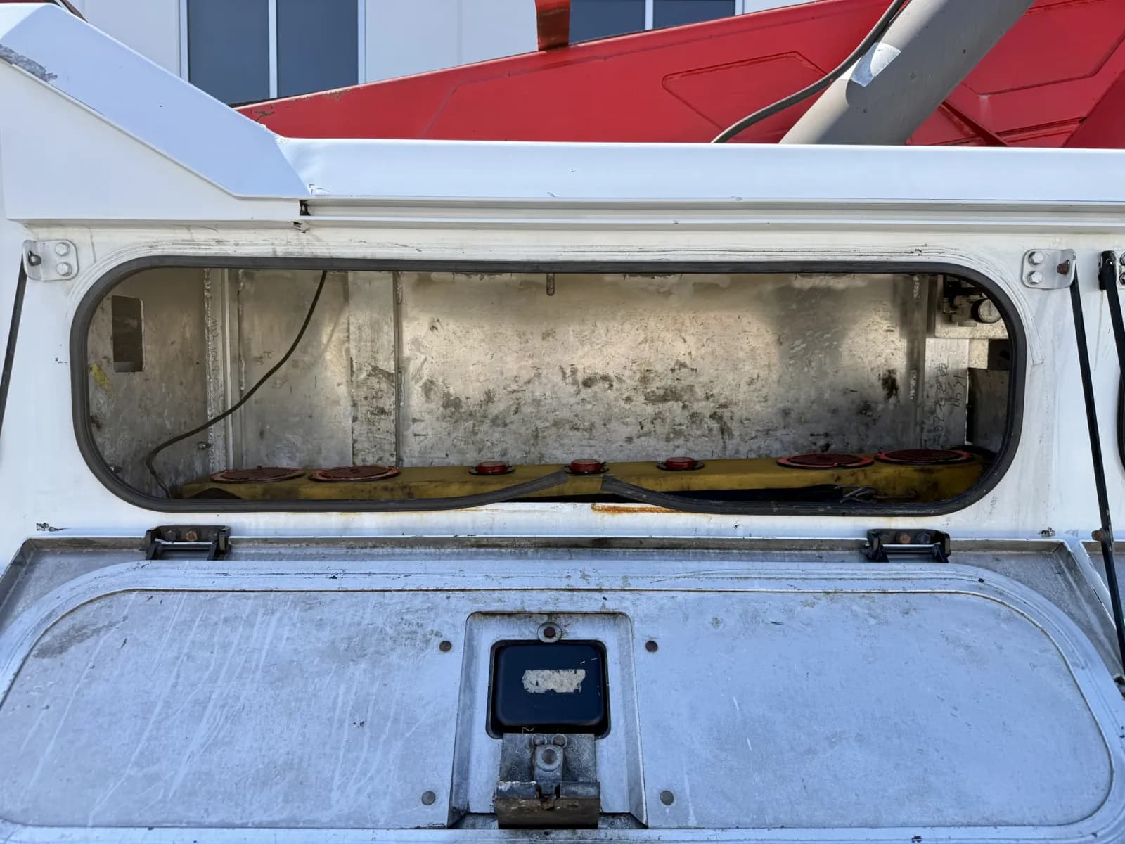 2011 Kenworth T800 — photo 19