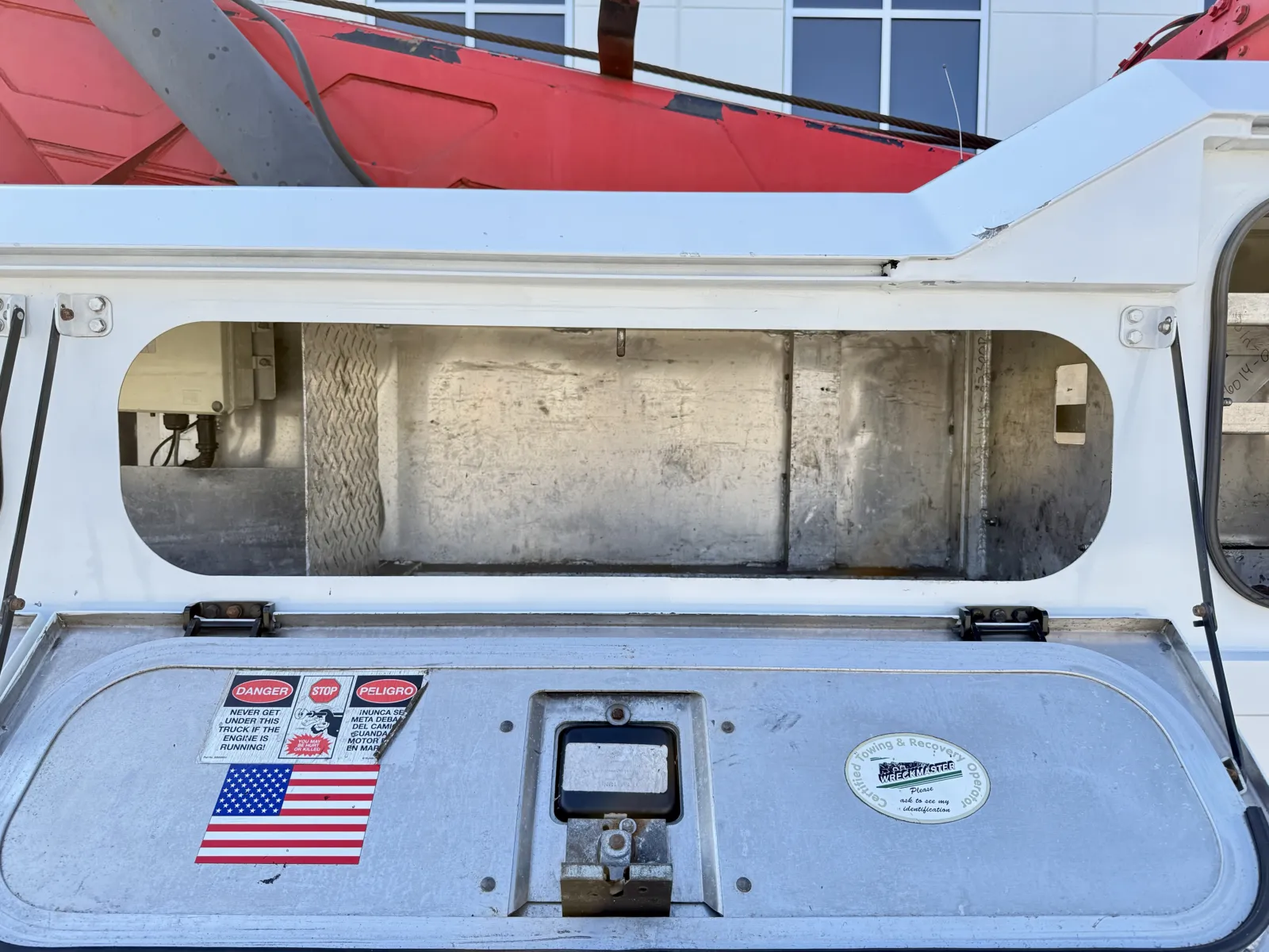 2011 Kenworth T800 — photo 26