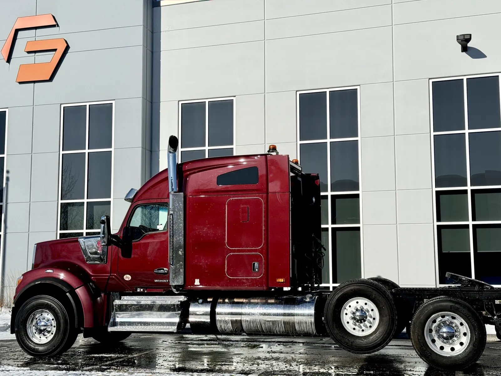 2024 Kenworth W990 — photo 8