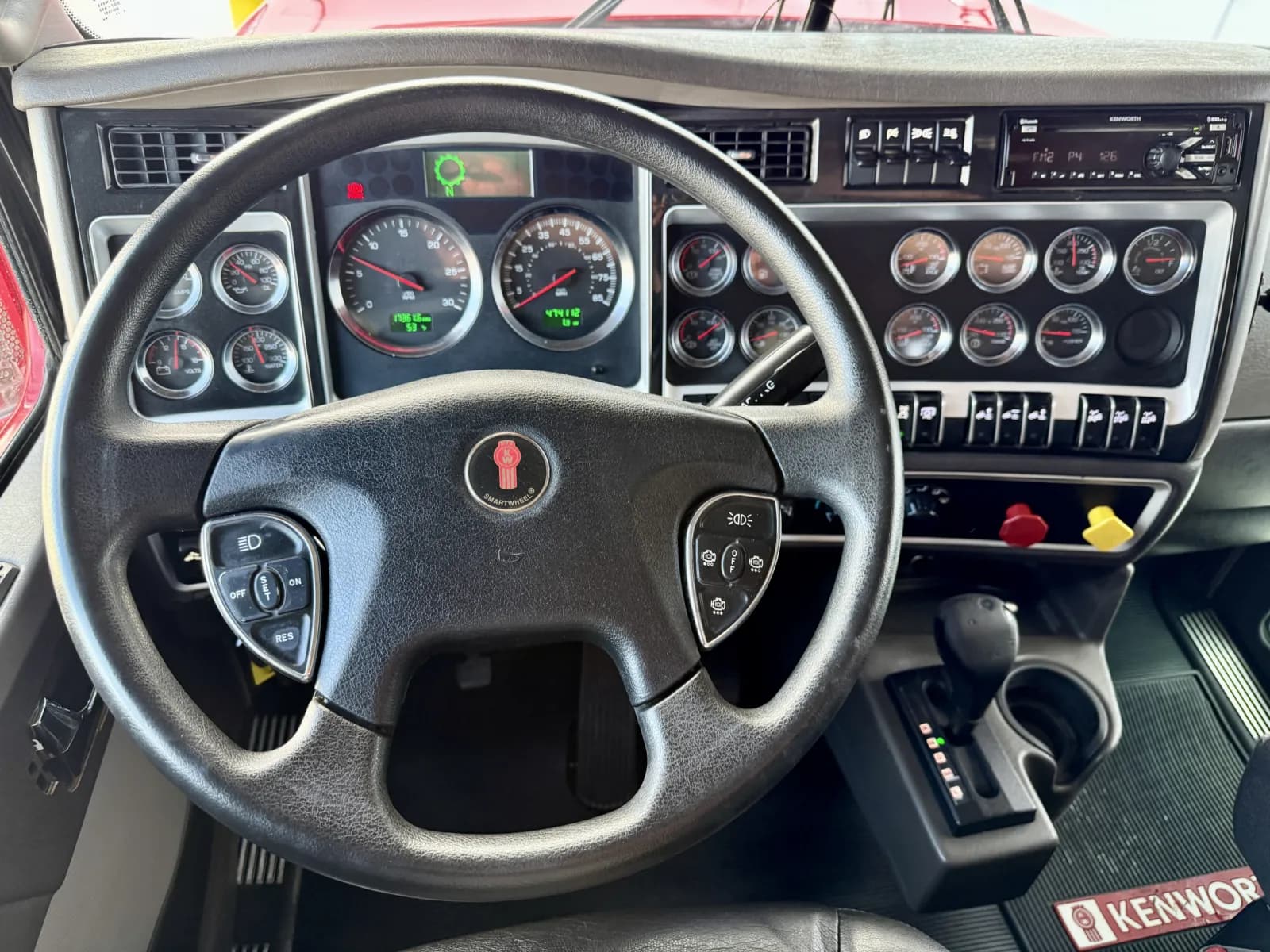 2016 Kenworth W900 — photo 16