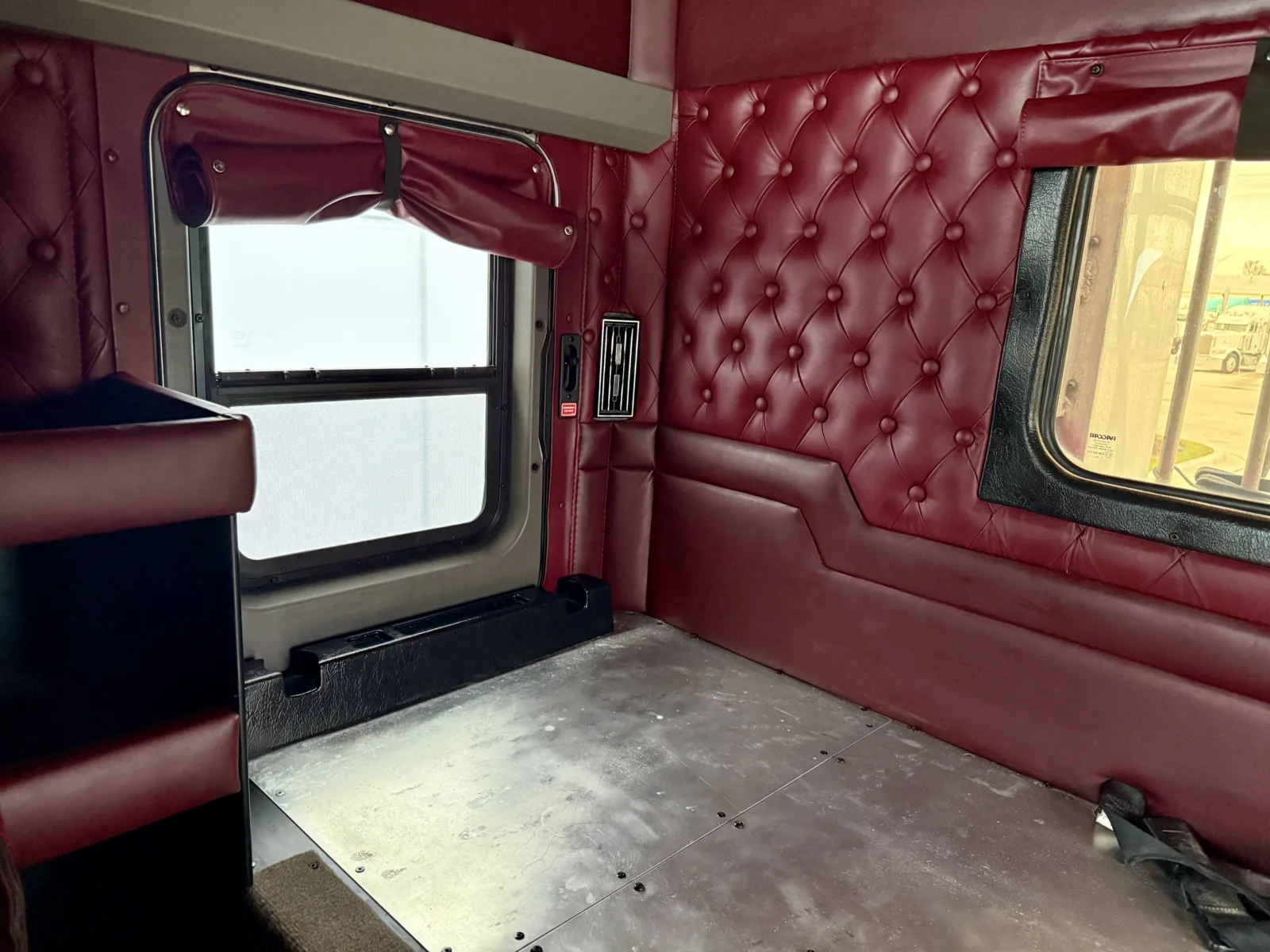 2014 Kenworth T800 — photo 22