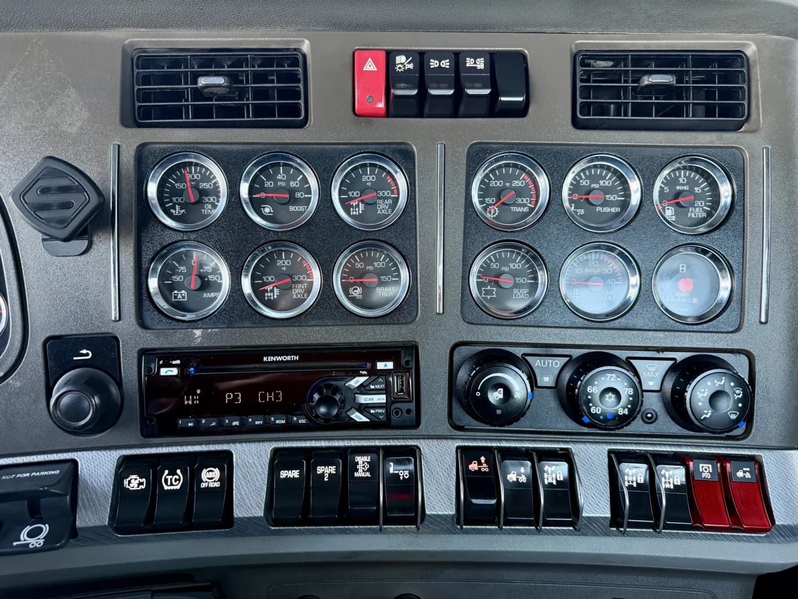 2019 Kenworth T880 — photo 18