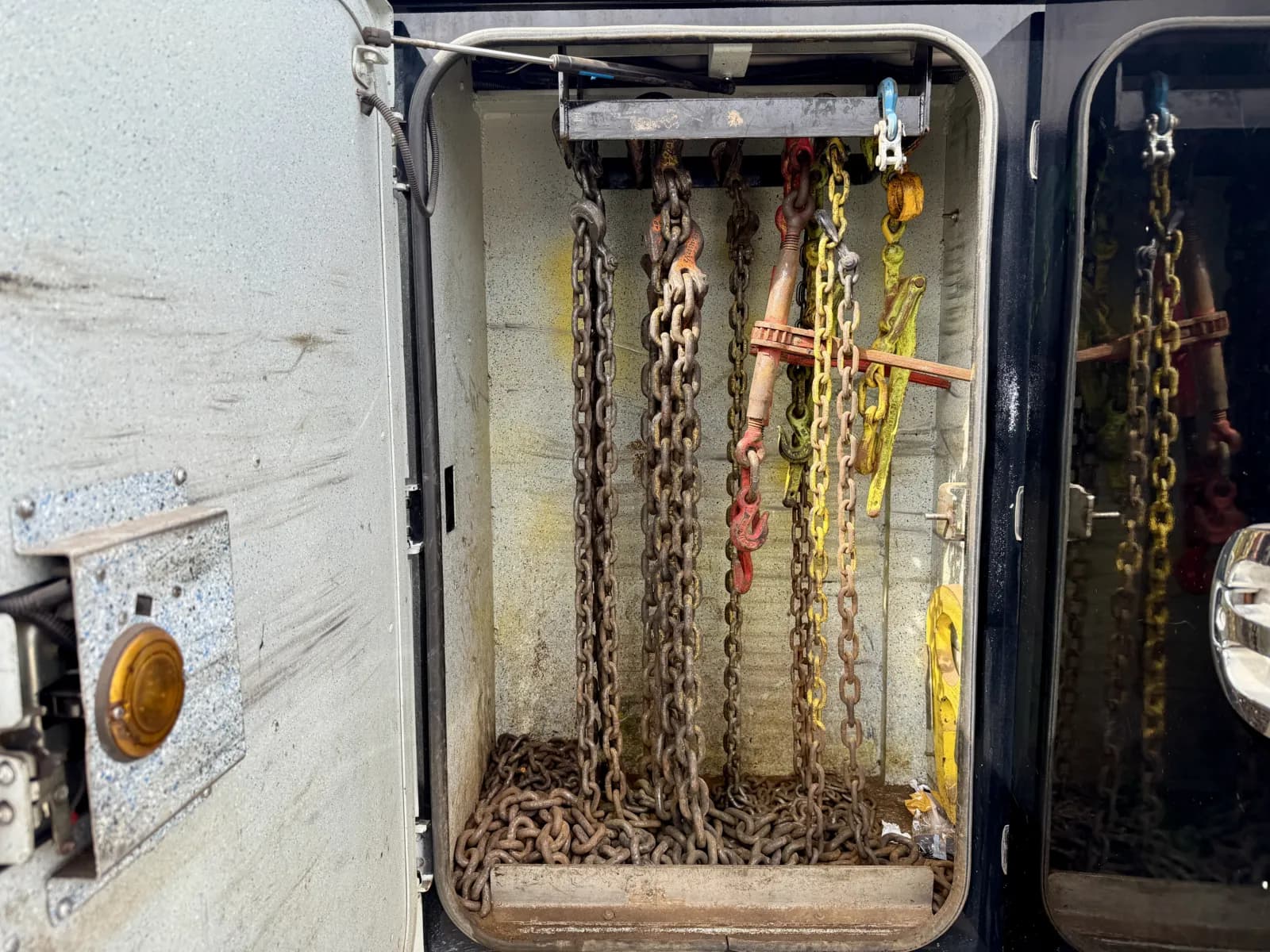 2018 Peterbilt 389 — photo 15