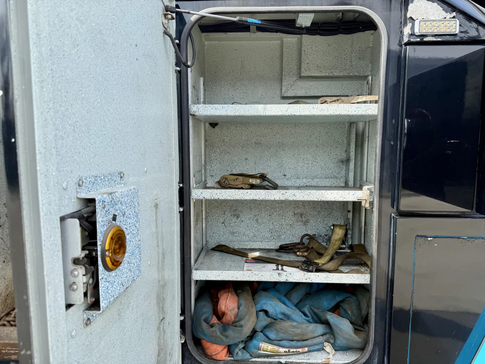 2018 Peterbilt 389 — photo 16