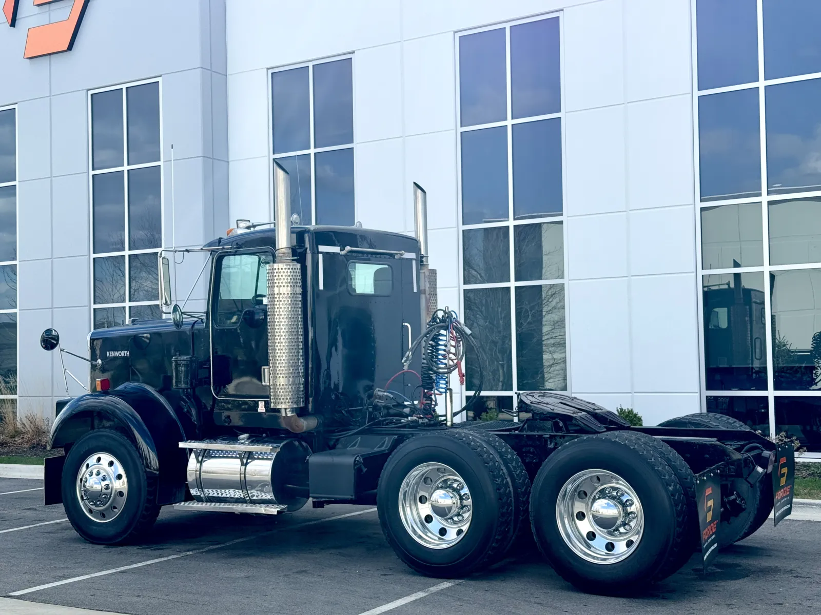 1999 Kenworth W900 — photo 6
