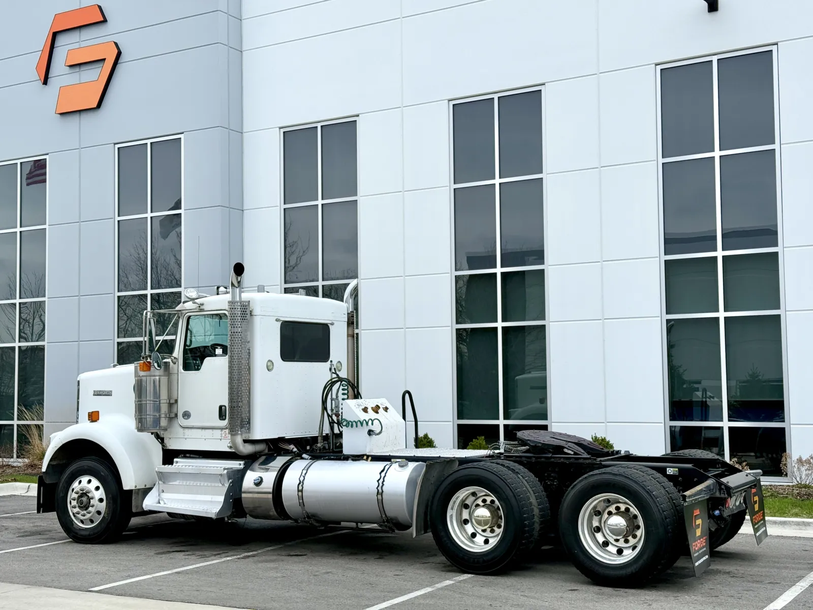 2015 Kenworth W900 — photo 6