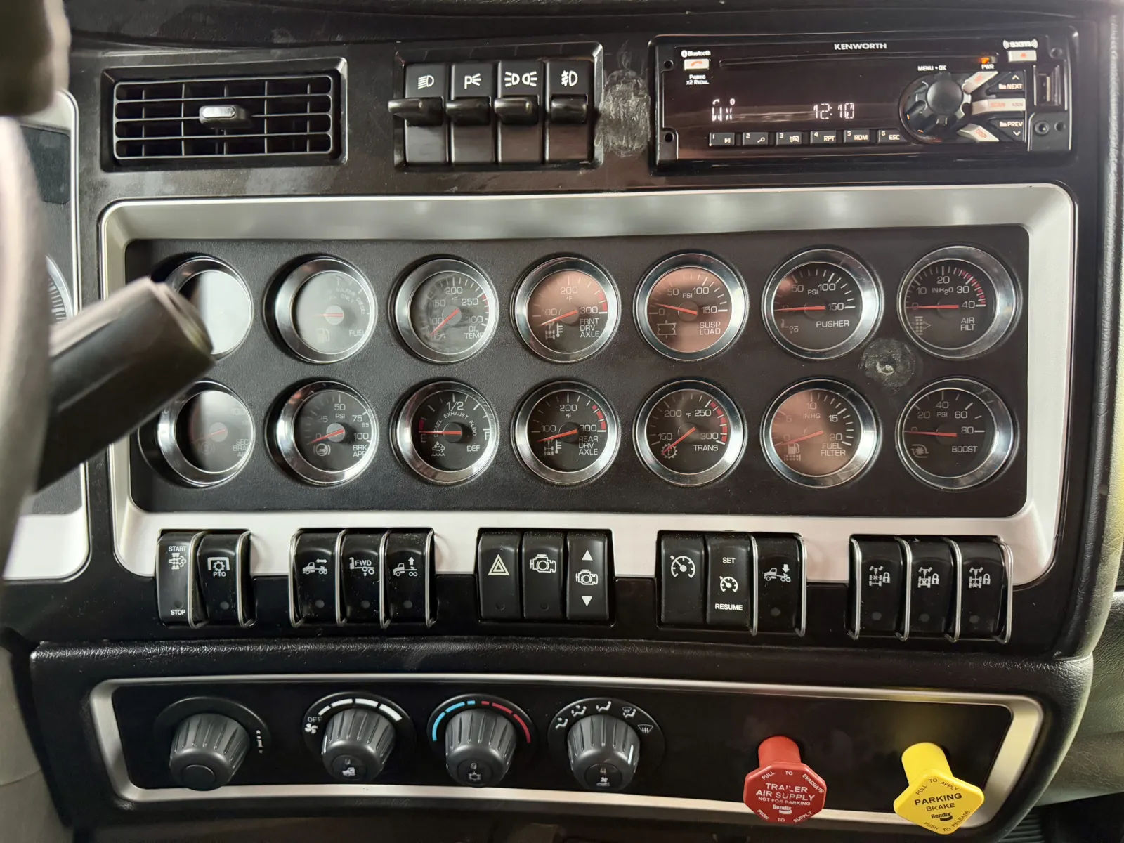 2021 Kenworth W900 — photo 18