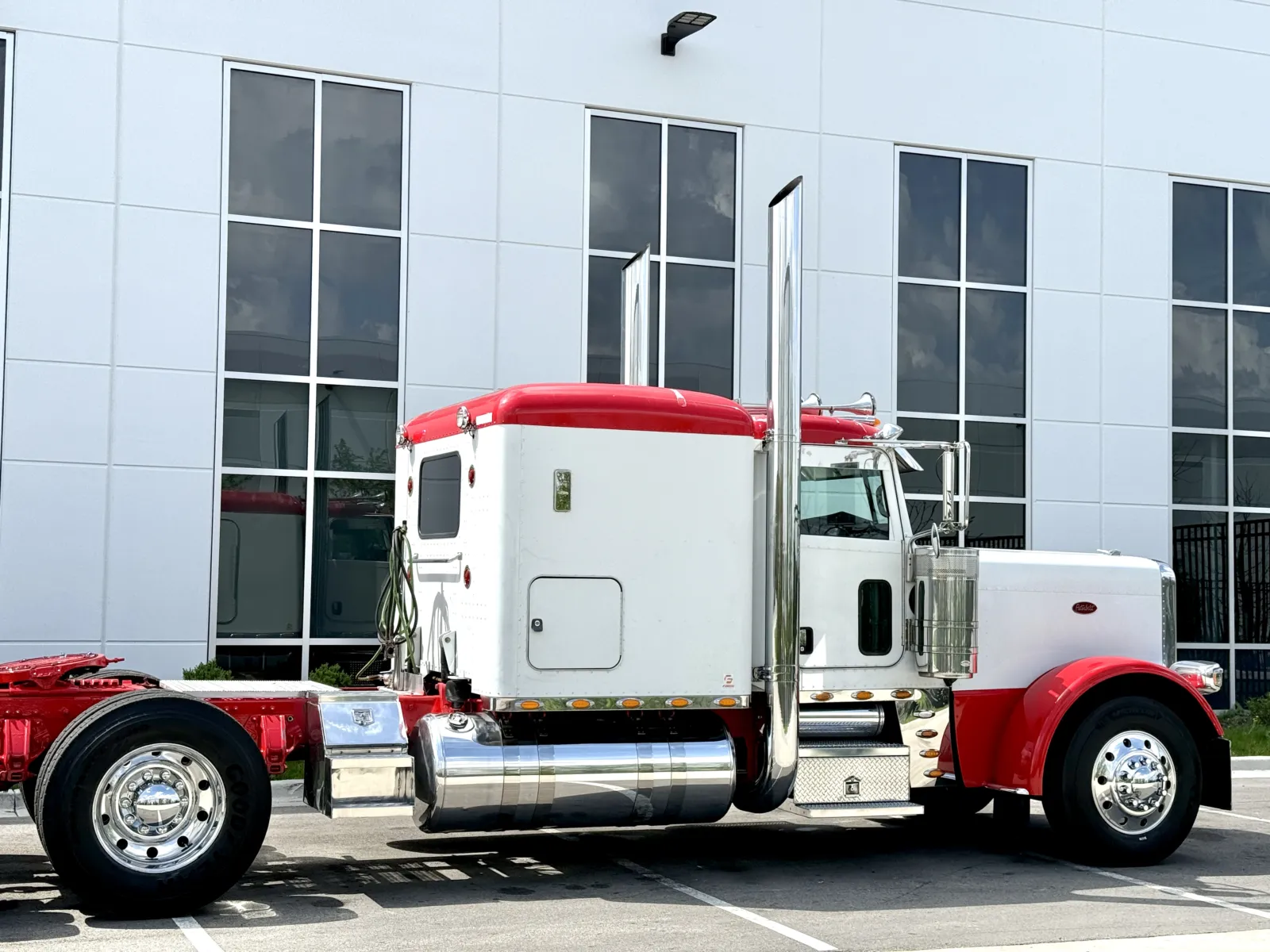 2013 Peterbilt 389 — photo 7