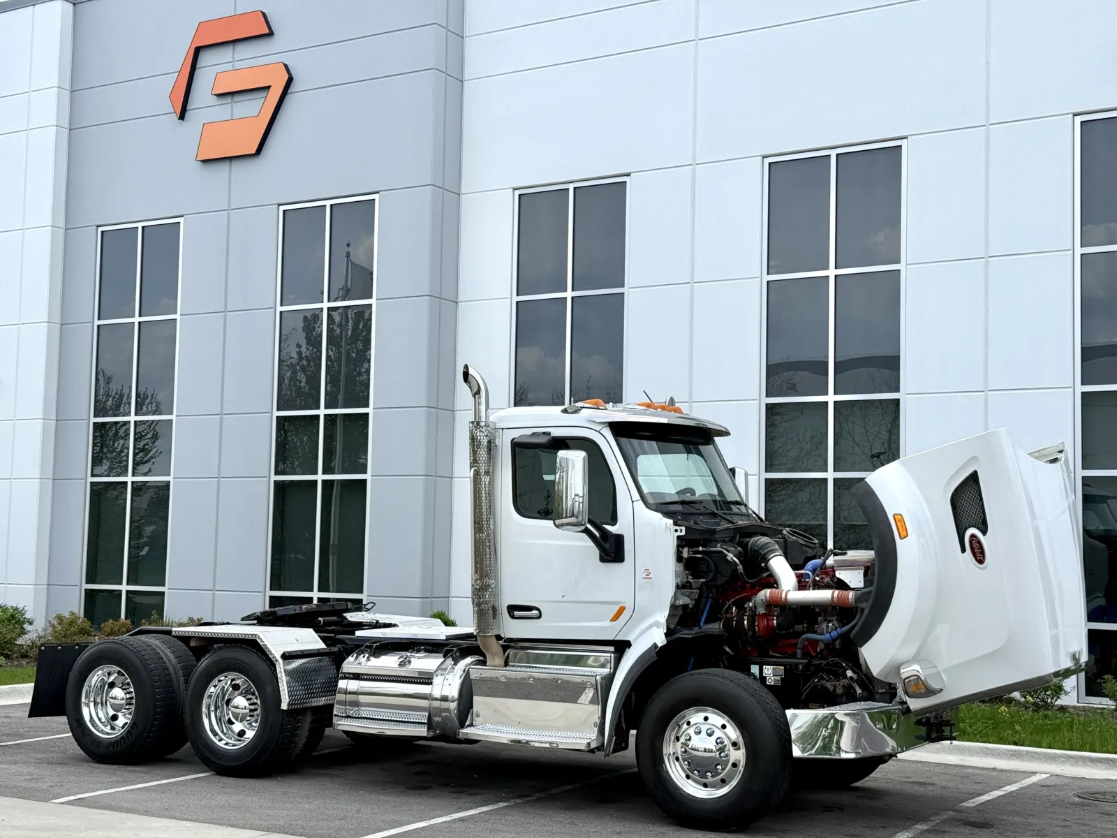 2016 Peterbilt 567 — photo 9