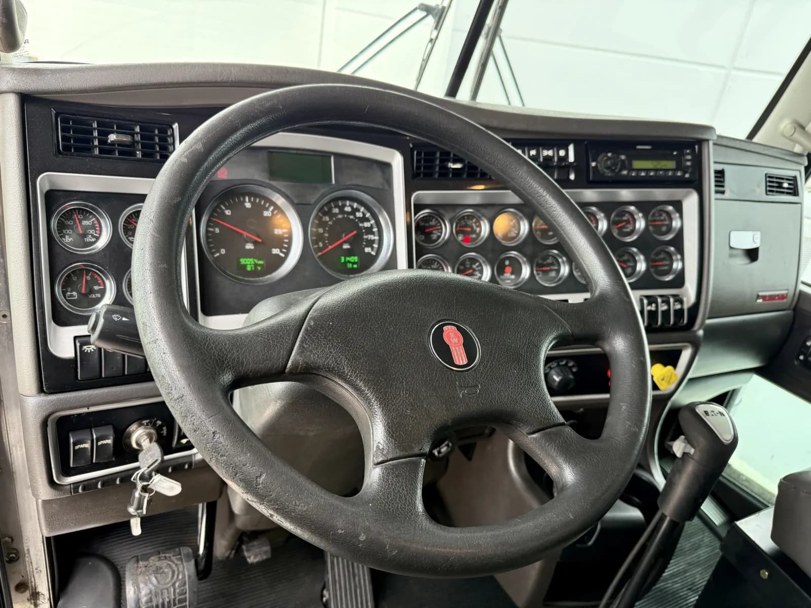 2012 Kenworth T800 — photo 15