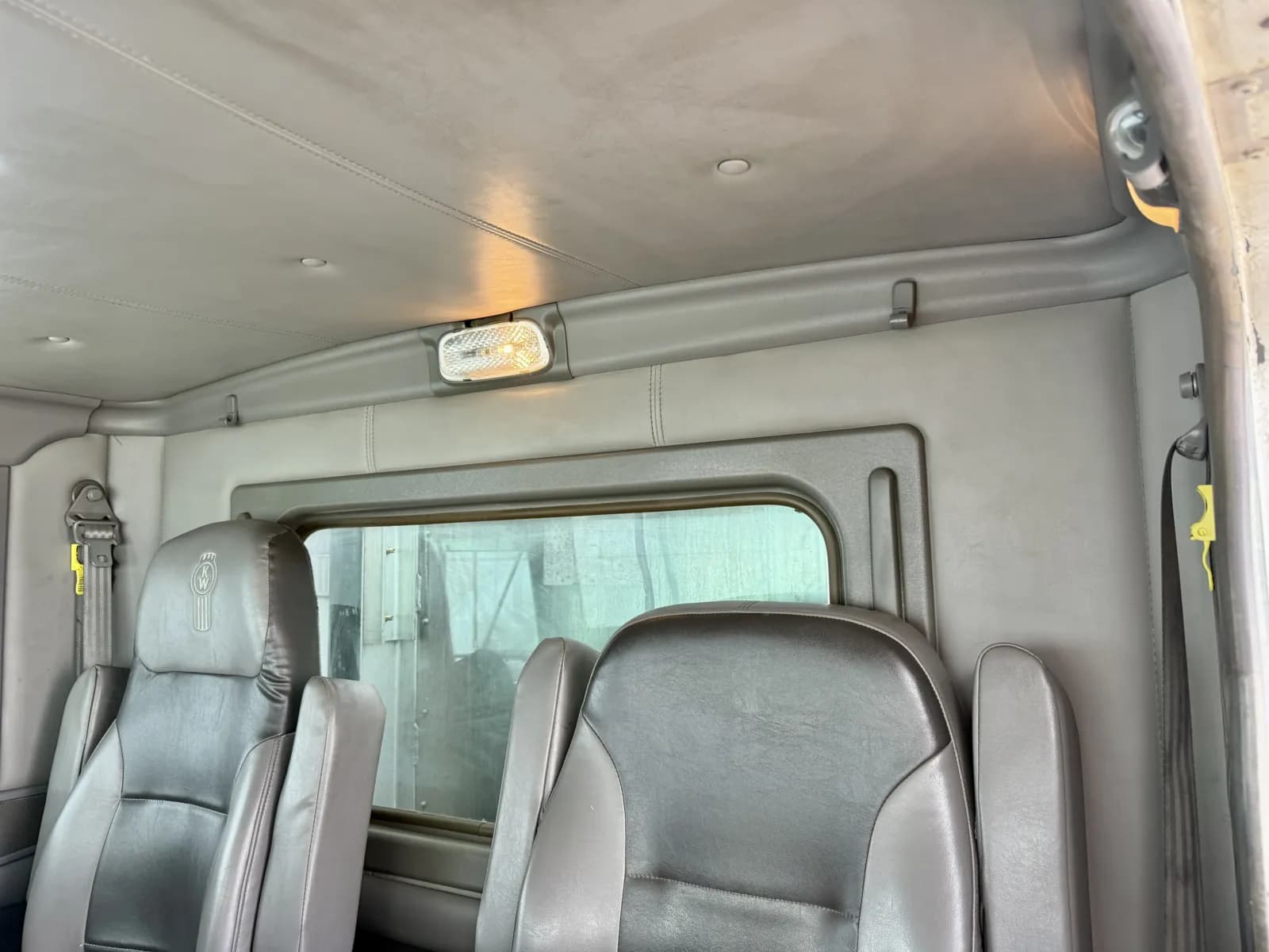 2012 Kenworth T800 — photo 20