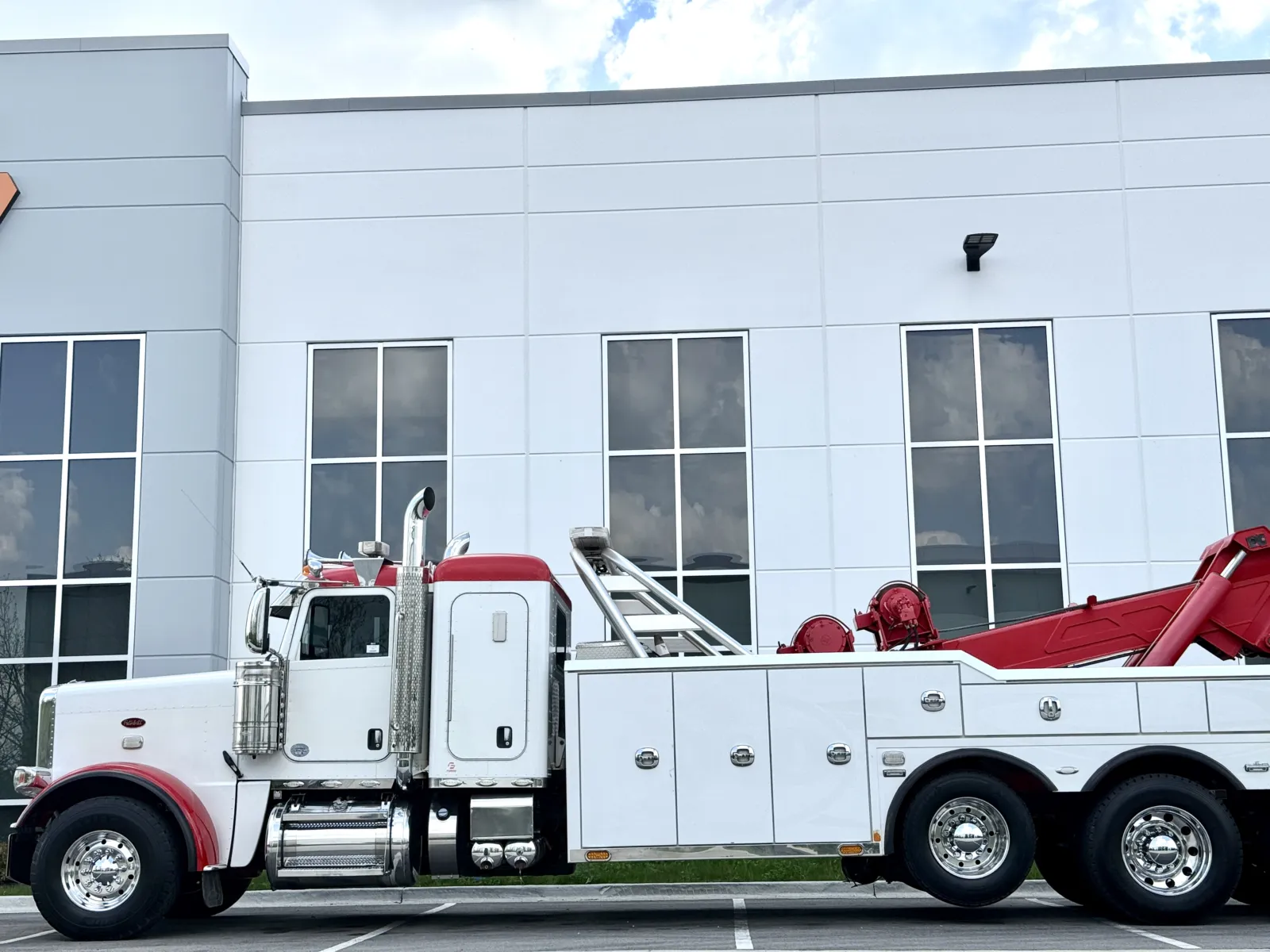 2017 Peterbilt 389 — photo 8