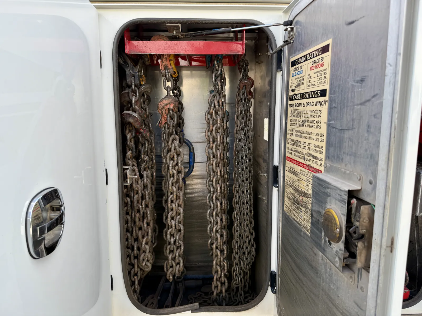 2017 Peterbilt 389 — photo 21