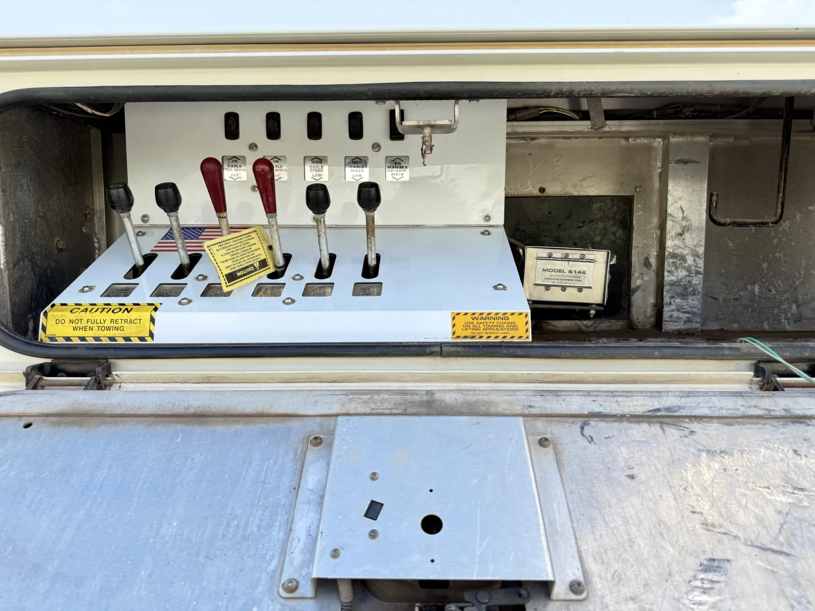 2017 Peterbilt 389 — photo 25