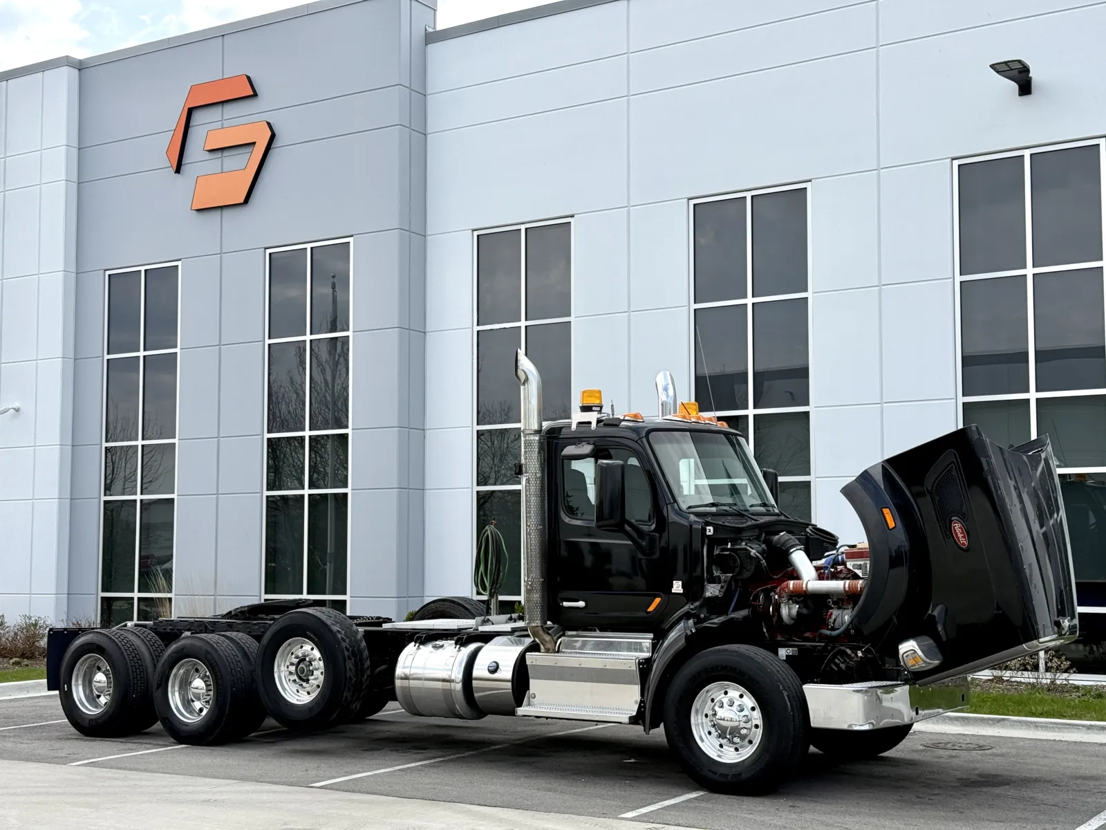 2015 Peterbilt 567 — photo 9