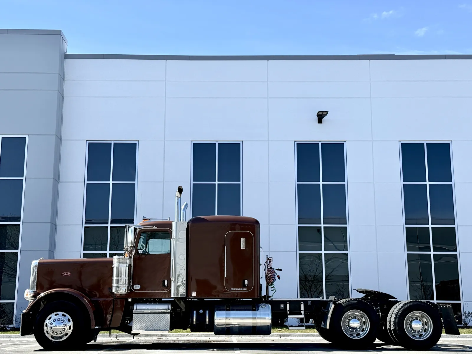 2018 Peterbilt 389 — photo 4