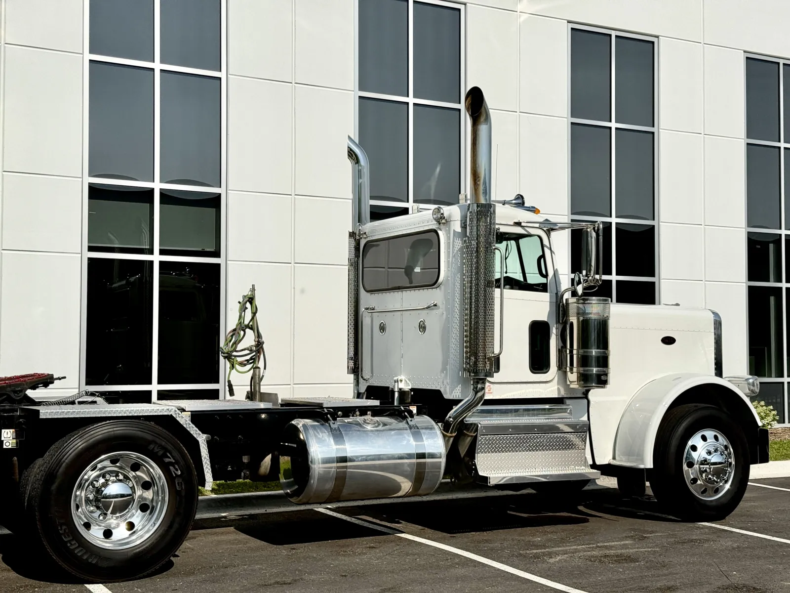 2022 Peterbilt 389 — photo 7