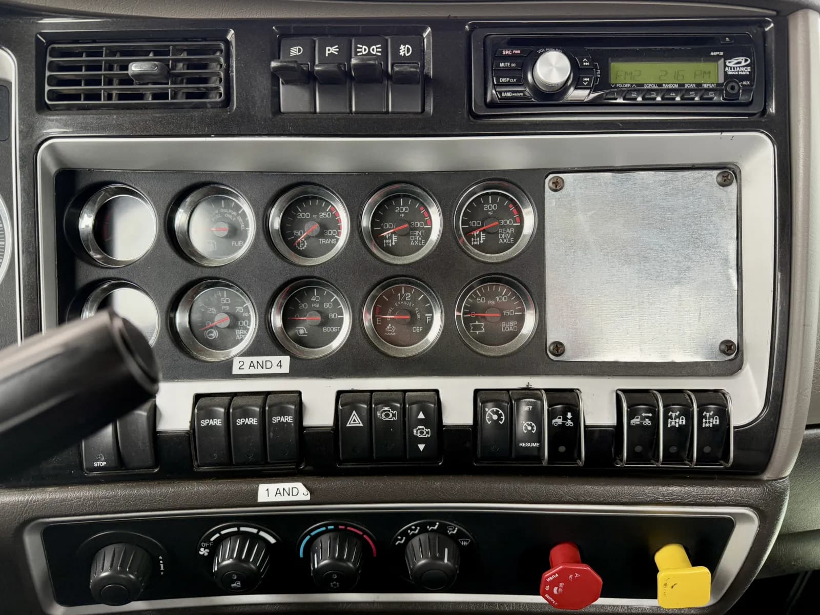 2015 Kenworth T800 — photo 18