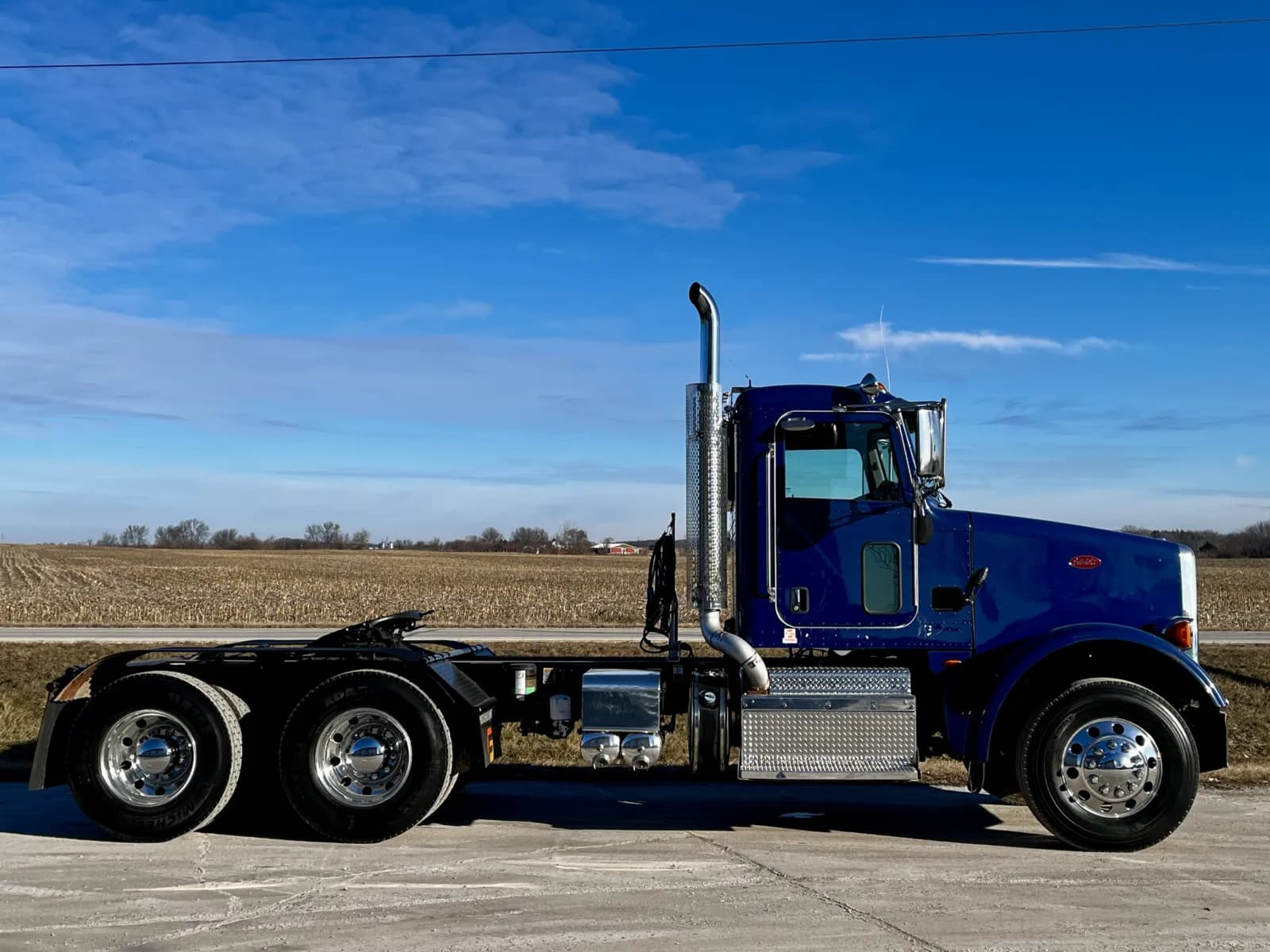 2015 Peterbilt 365 — photo 3