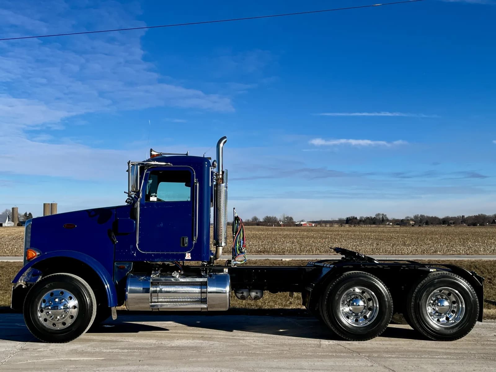 2015 Peterbilt 365 — photo 4