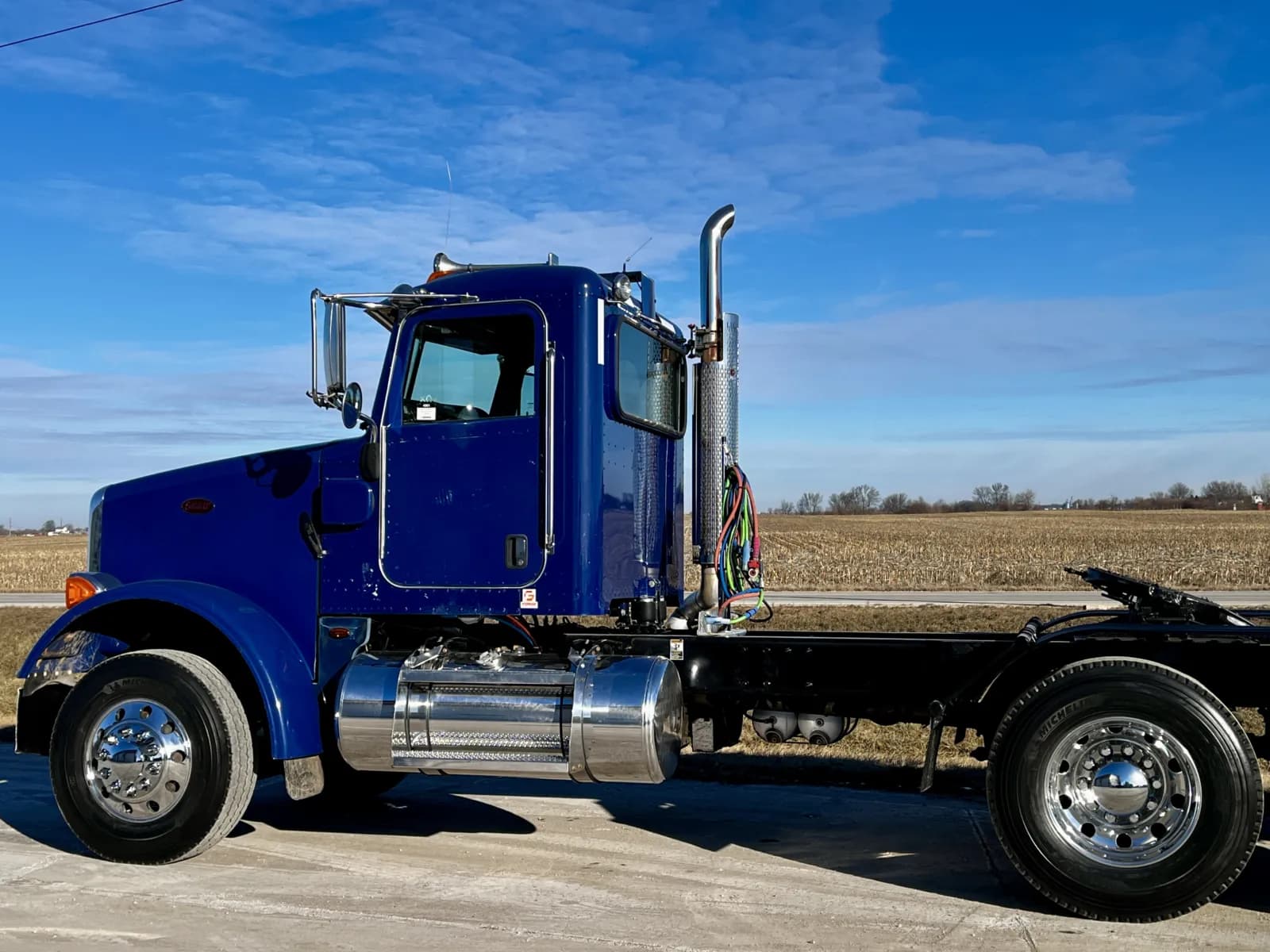 2015 Peterbilt 365 — photo 8