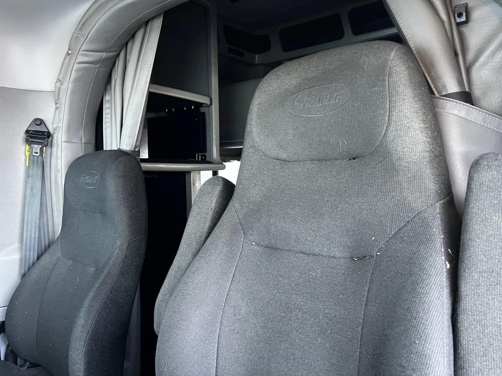 2019 Peterbilt 389 — photo 20