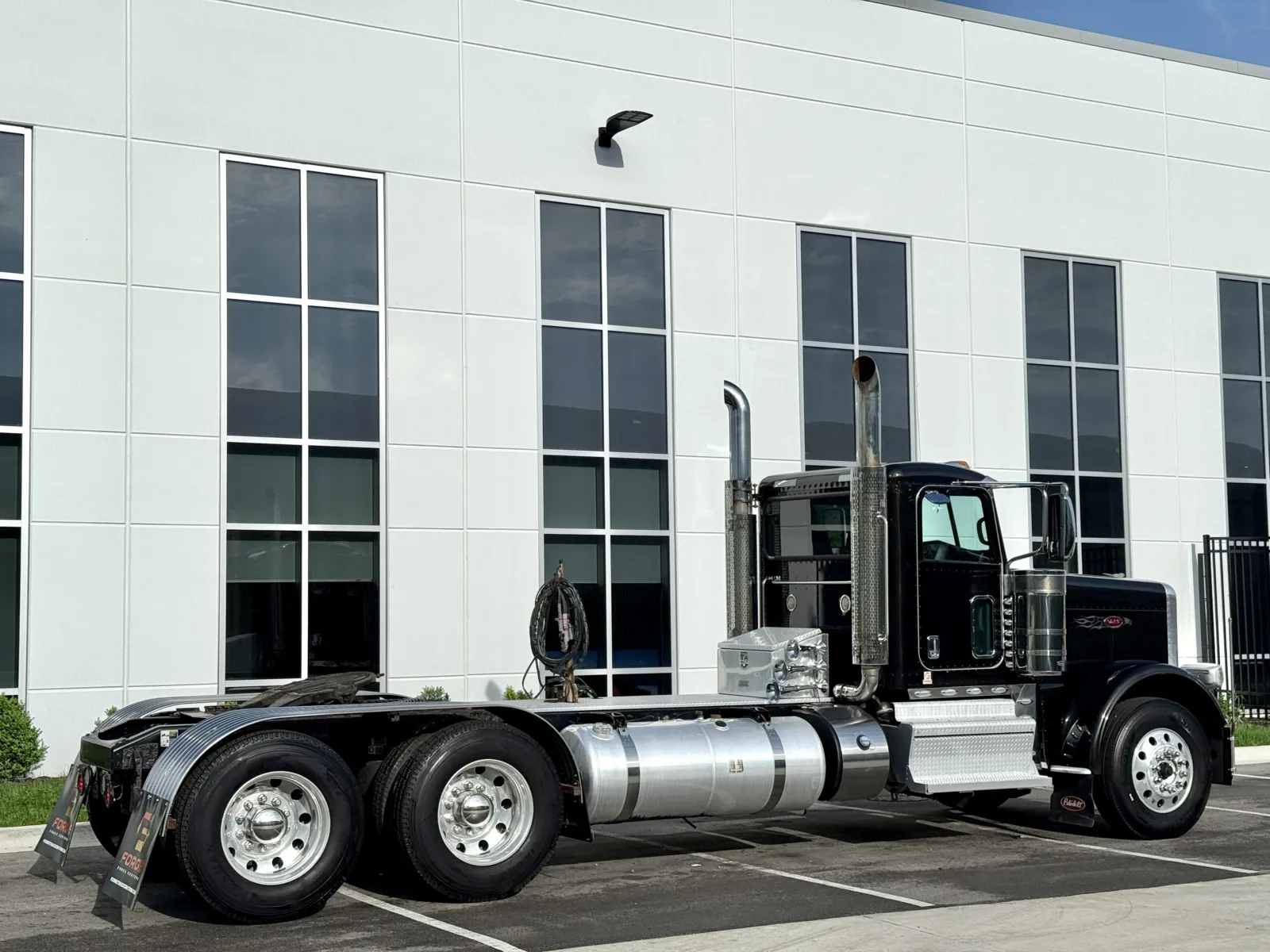 2020 Peterbilt 389 — photo 5