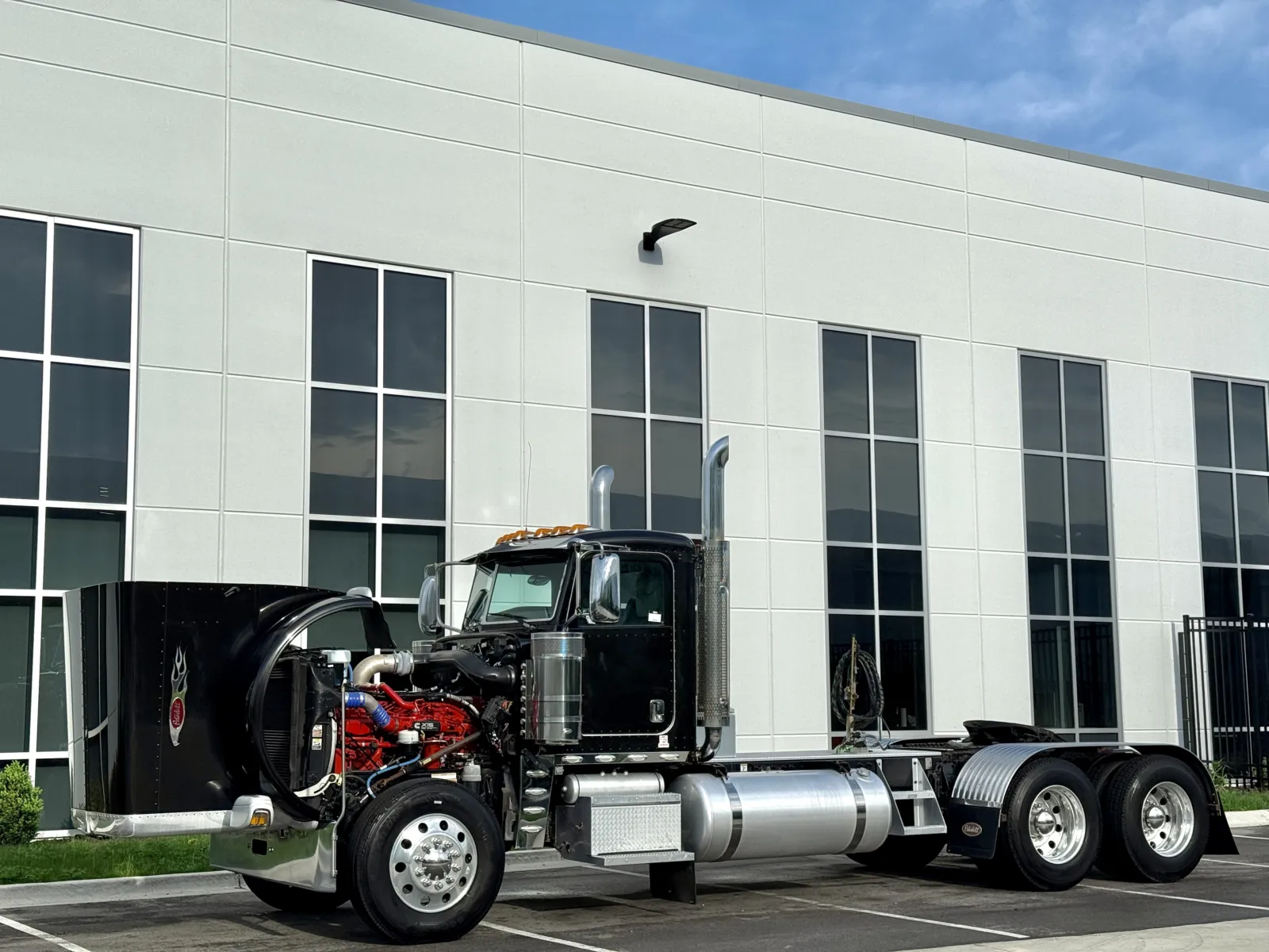 2020 Peterbilt 389 — photo 10