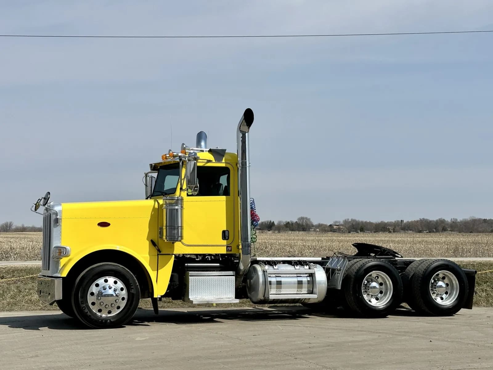 2014 Peterbilt 389 — photo 3