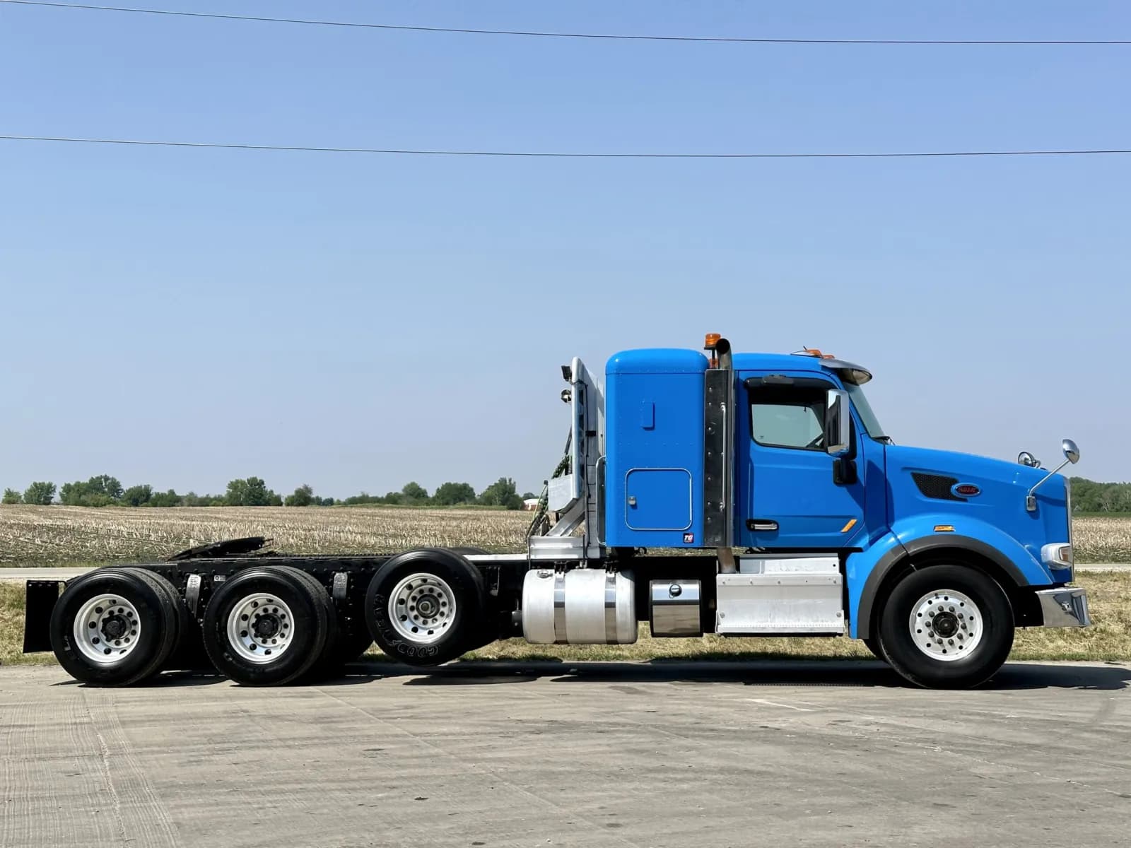 2016 Peterbilt 567 — photo 3