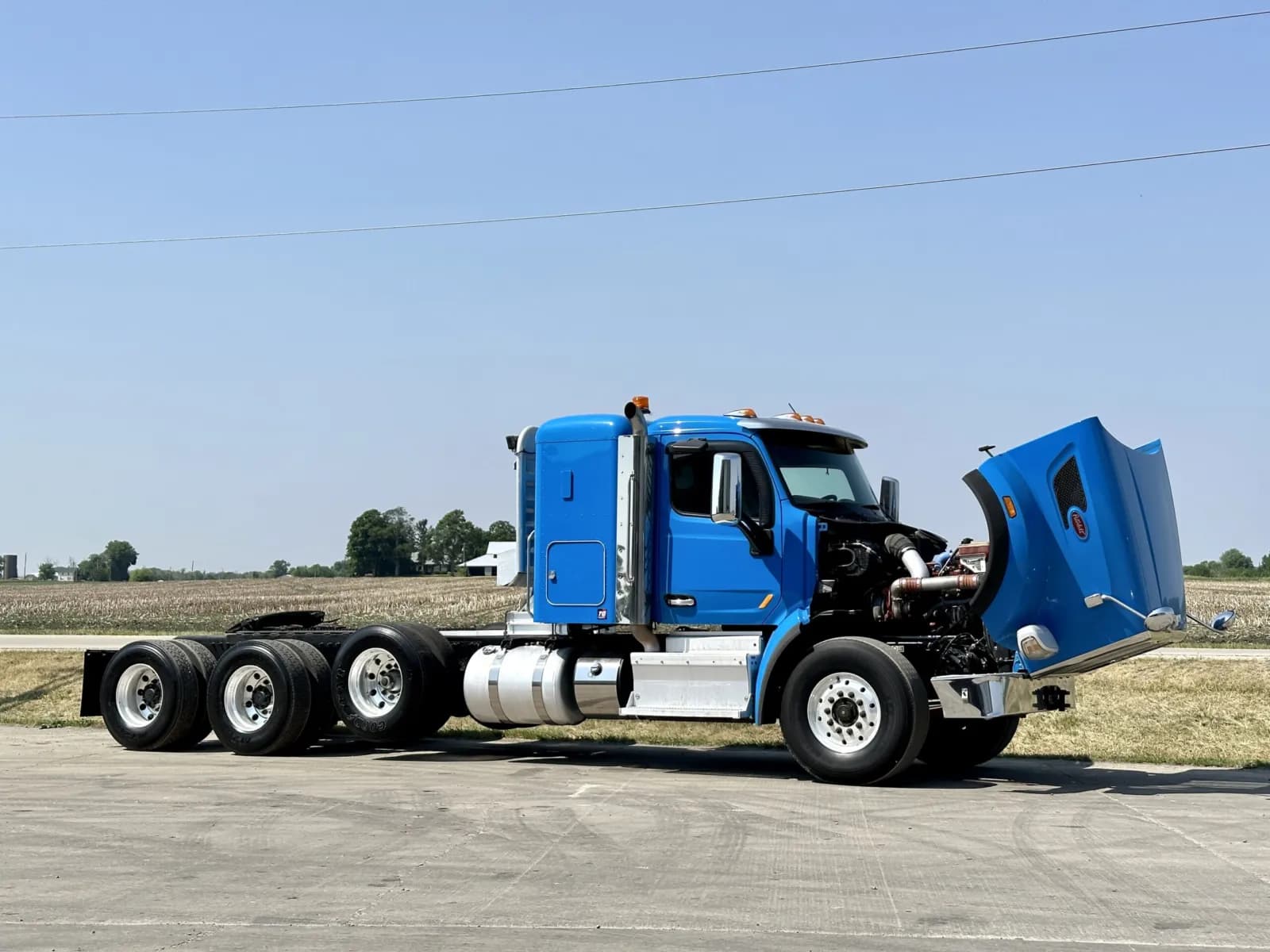 2016 Peterbilt 567 — photo 9