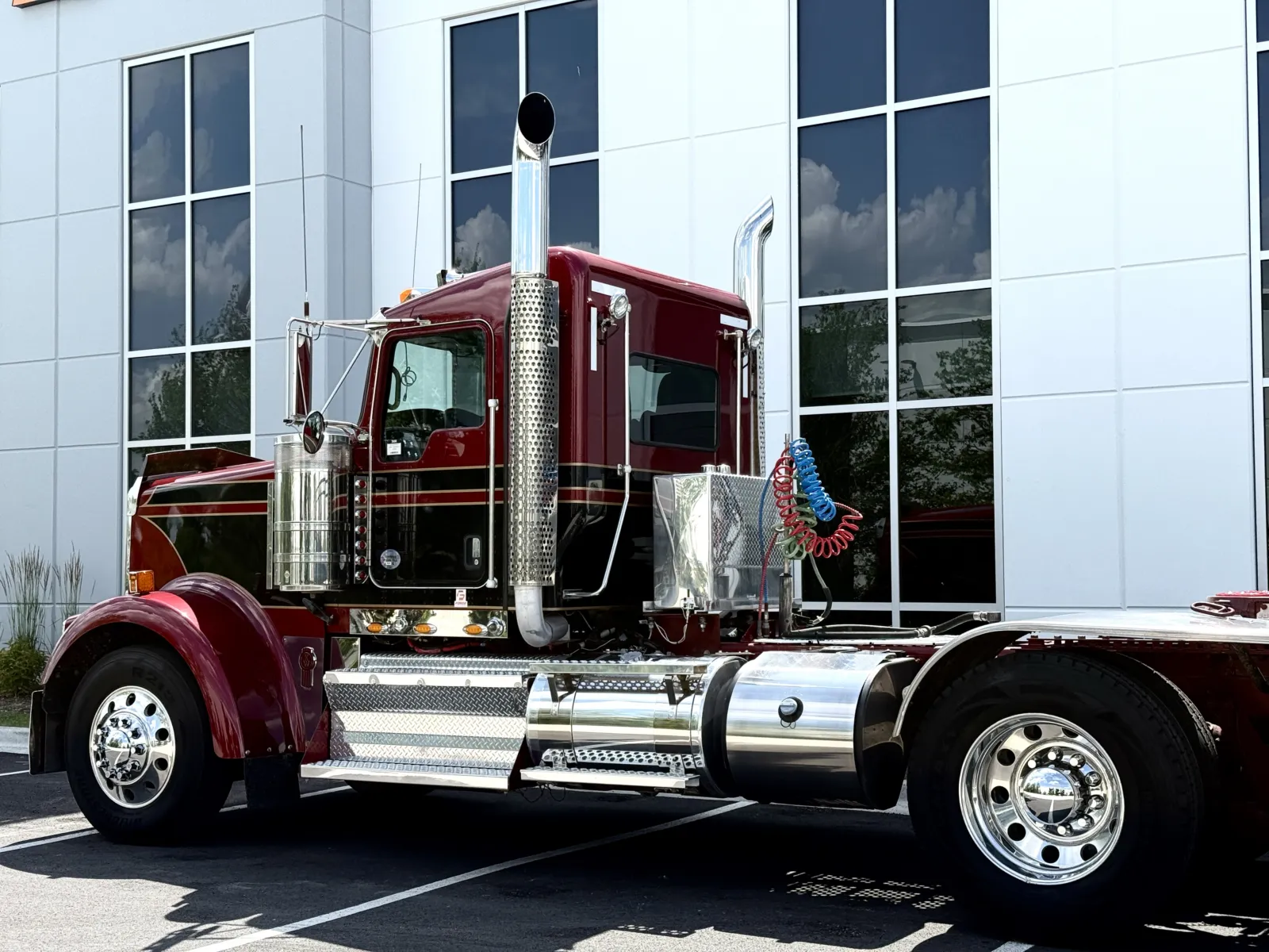 2020 Kenworth W900 — photo 8