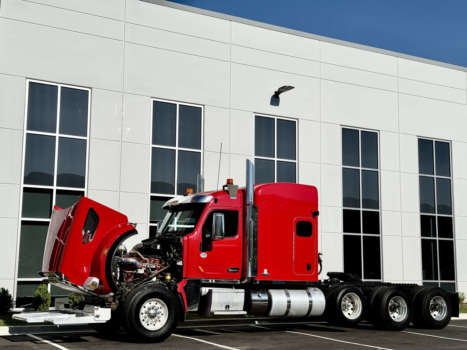 2019 Peterbilt 567 — photo 10