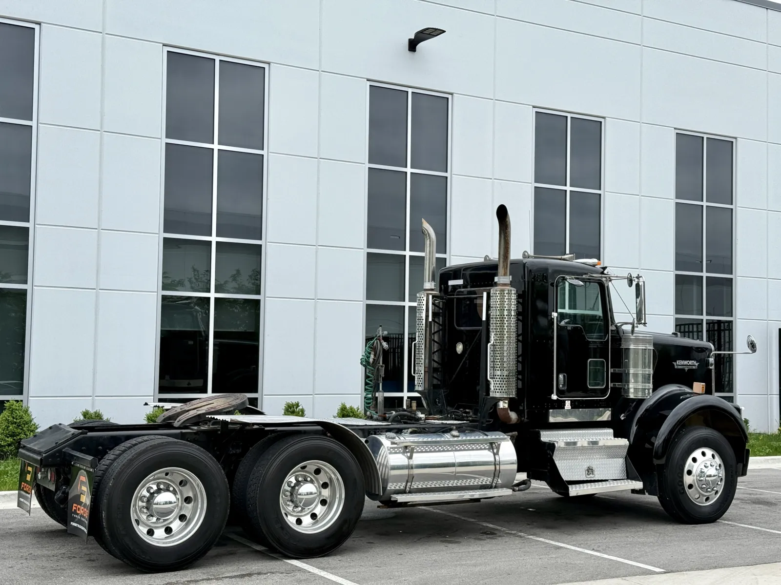 2005 Kenworth W900 — photo 5