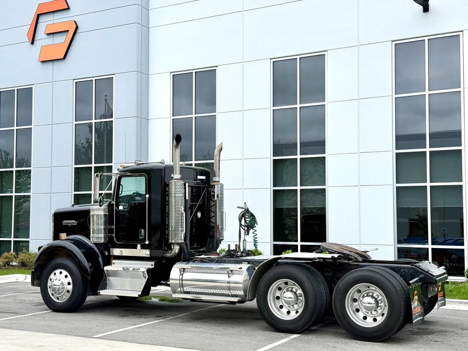 2005 Kenworth W900 — photo 6